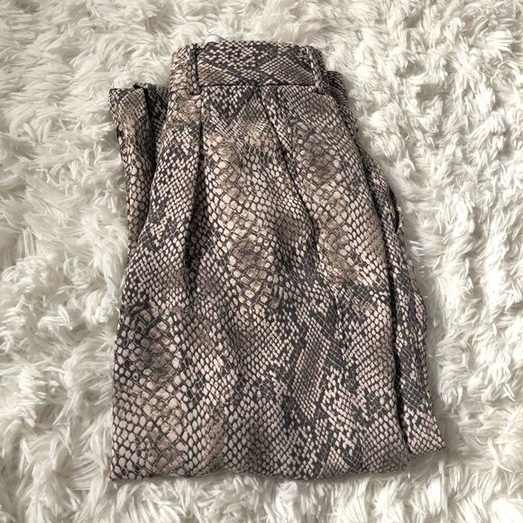 Aritzia Babaton Sadiki Pant - Picture 11 of 12